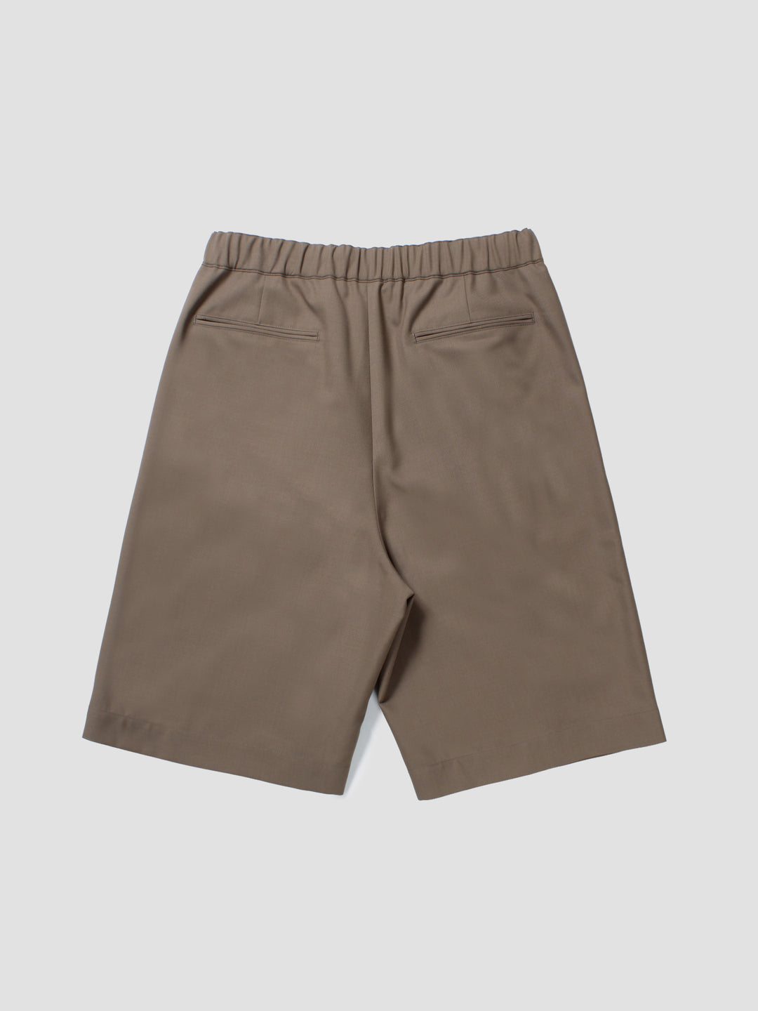 BD Bermuda Shorts - Dark Beige